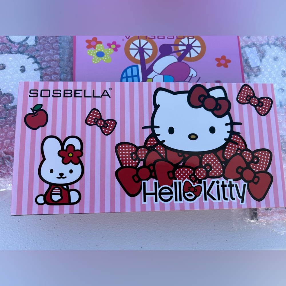Hello Kitty Makeup